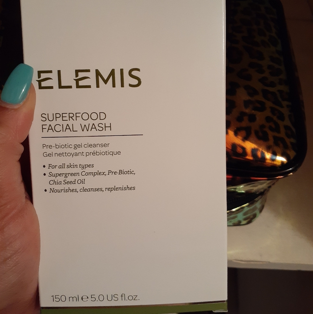 Elemis facial wash